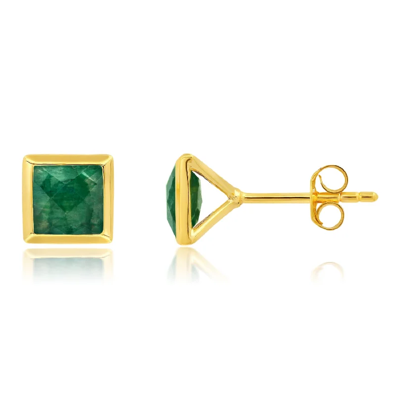 green corundum